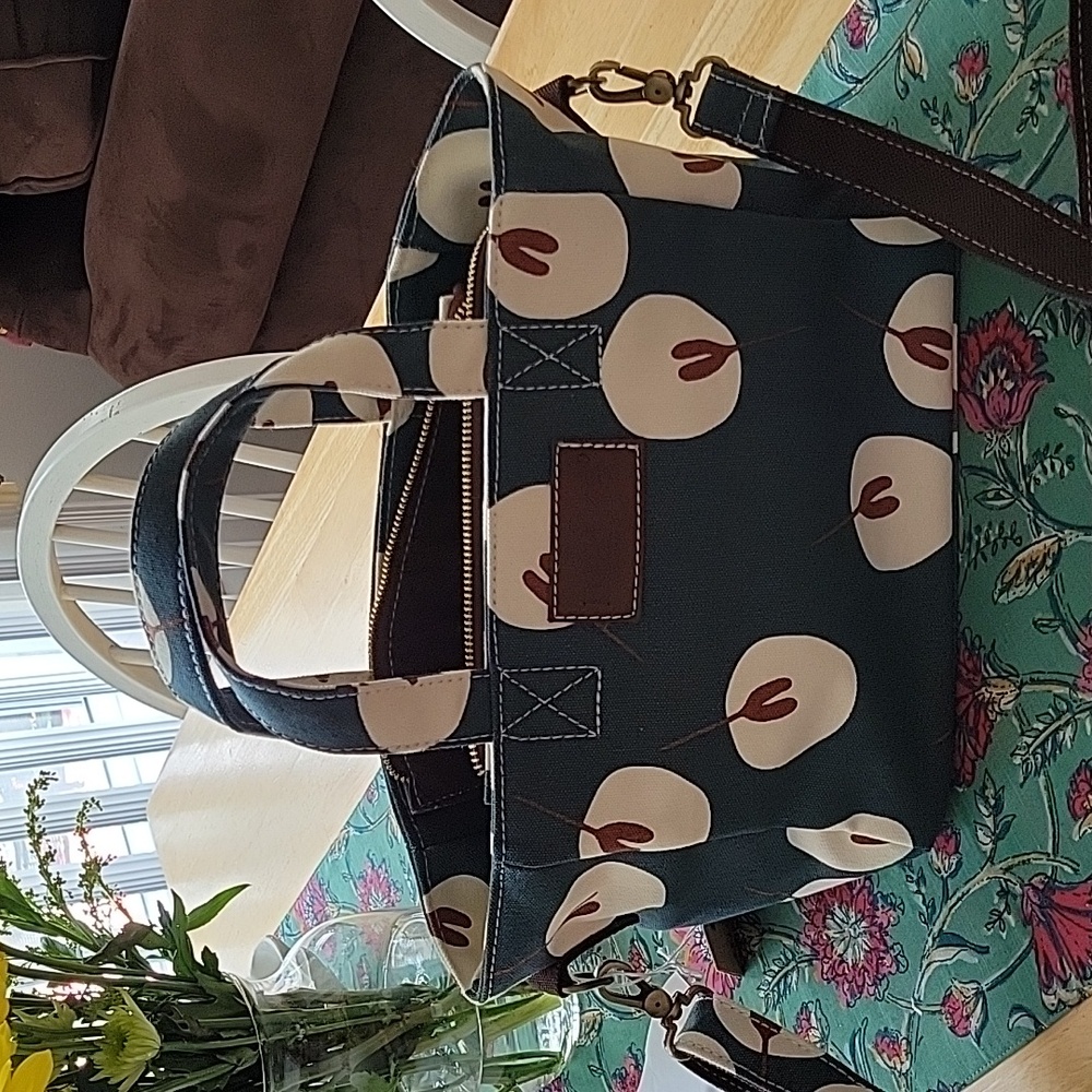 Maika Canvas Mini Tote Pattern is Tansy